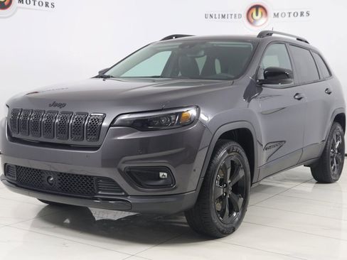 Used 2023 Jeep Cherokee Altitude Lux image 5