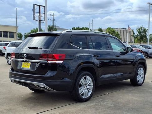Used 2019 Volkswagen Atlas SE FWD image 2