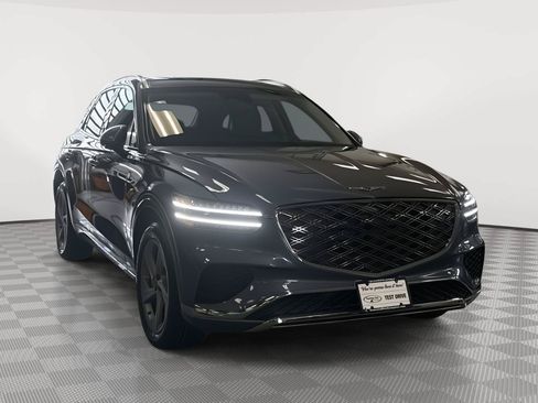 New 2026 Genesis GV70 2.5T Select AWD/4WD image 3