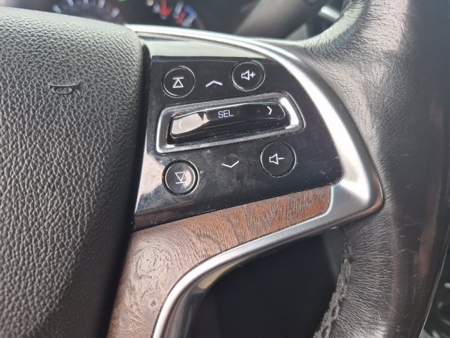 Used 2018 Cadillac Escalade Premium Luxury AWD/4WD image 25