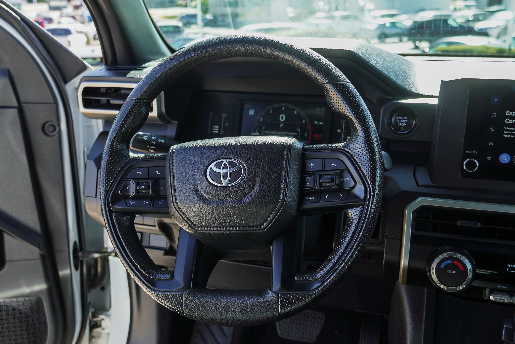 Certified 2024 Toyota Tacoma SR w/ SR Upgrade Package AWD/4WD image 31