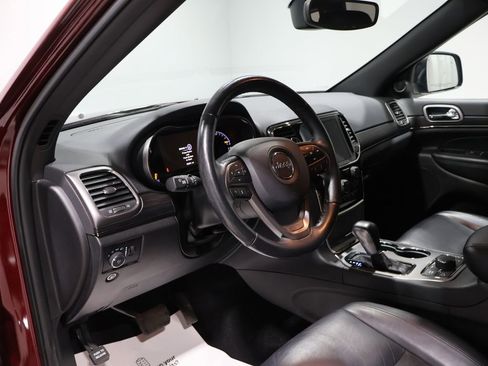 Used 2020 Jeep Grand Cherokee Limited X image 15