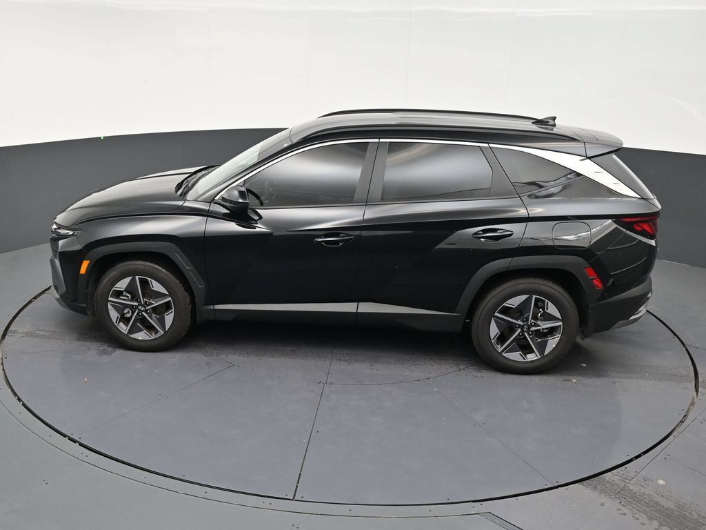 Used 2026 Hyundai Tucson SEL Plus FWD image 13