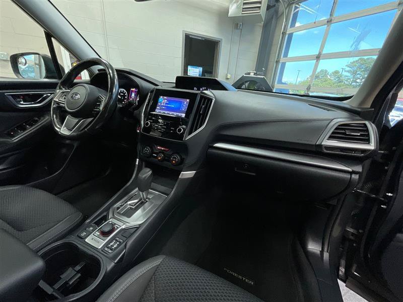 Used 2021 Subaru Forester Premium AWD/4WD image 33