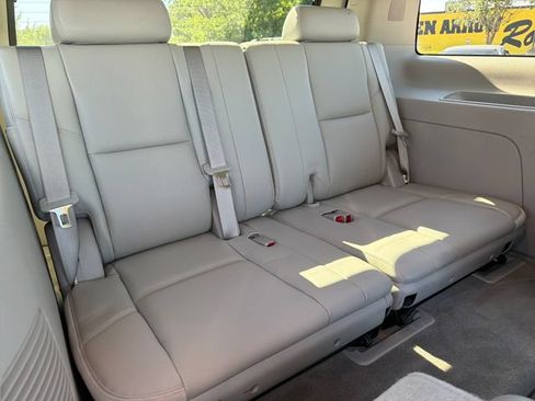 Used 2012 Chevrolet Tahoe LTZ AWD/4WD image 28