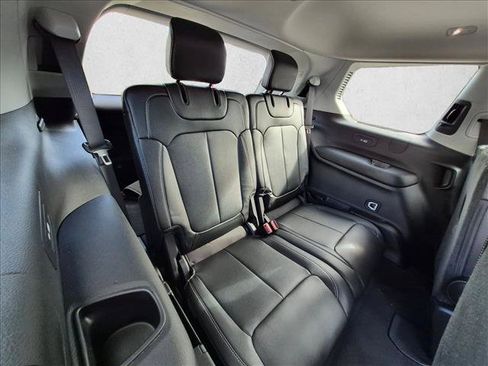 Used 2023 Jeep Grand Cherokee L Limited AWD/4WD image 18