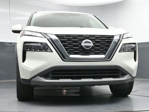 Used 2023 Nissan Rogue SV image 22