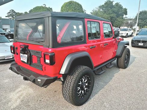Used 2020 Jeep Wrangler Unlimited Sport AWD/4WD image 3