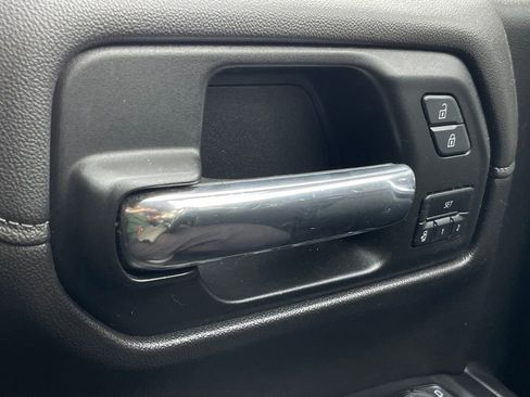 Used 2019 GMC Sierra 1500 Denali w/ Denali Ultimate Package AWD/4WD image 12