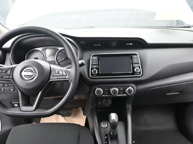 Used 2025 Nissan Kicks Play S FWD image 20