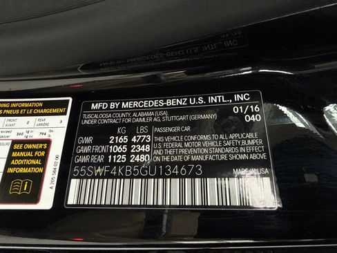Used 2016 Mercedes-Benz C 300 4MATIC Sedan image 51