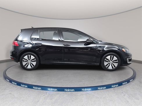 Used 2016 Volkswagen e-Golf SEL Premium w/ Driver Assistance Package image 5
