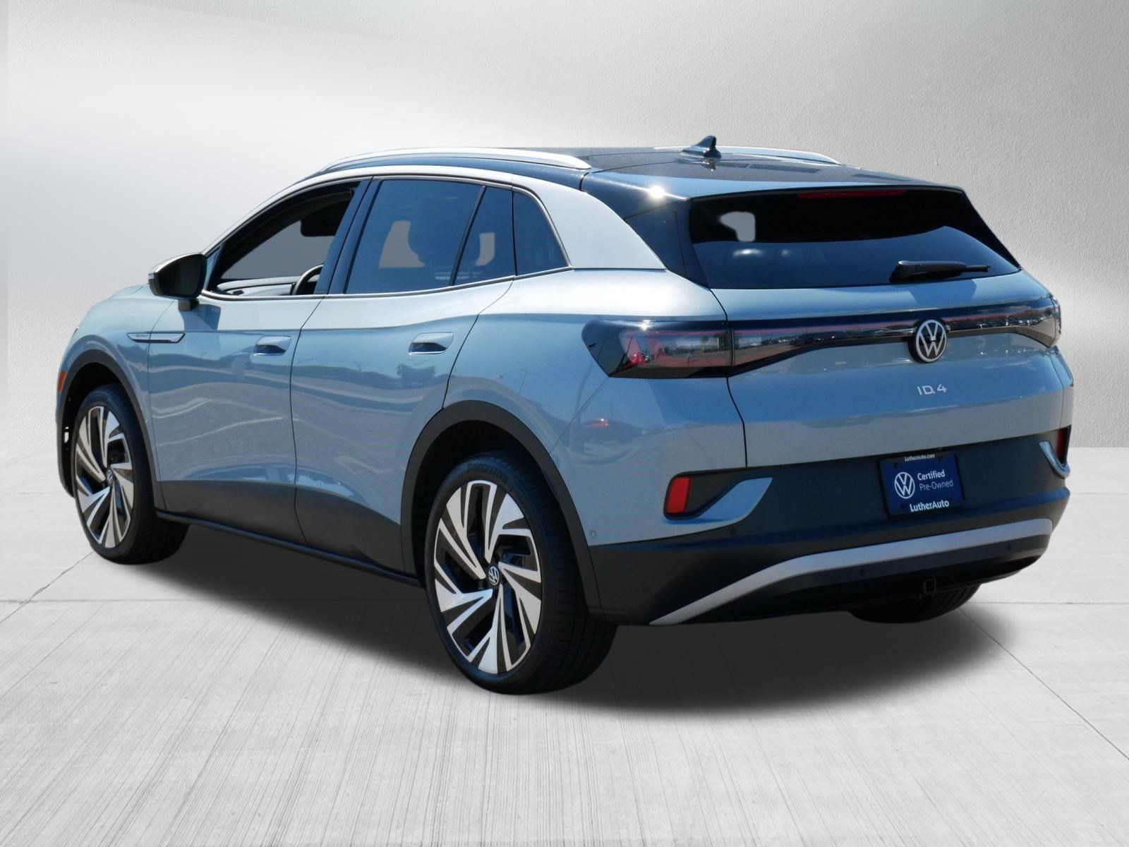 Used 2025 Volkswagen ID.4 Pro S Plus AWD/4WD image 5