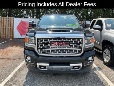 Used 2019 GMC Sierra 3500 Denali w/ Duramax Plus Package AWD/4WD image 2