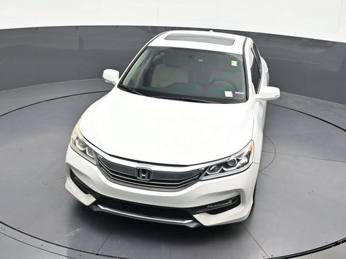Used 2017 Honda Accord EX image 23