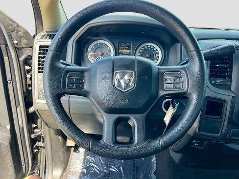 Used 2013 RAM 1500 Express RWD image 11