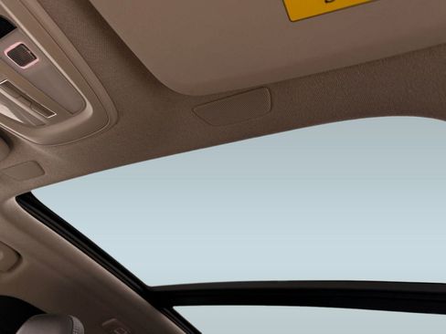 Certified 2024 Volvo XC40 B5 Plus w/ Protection Package image 15