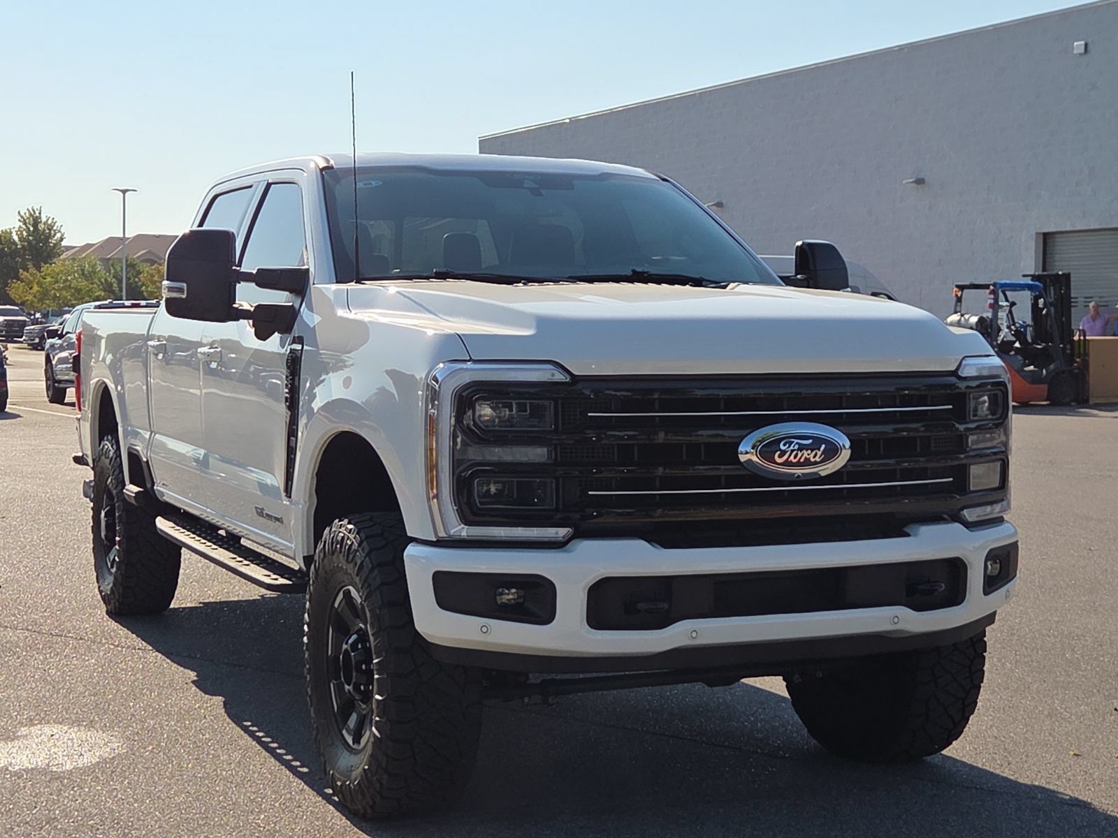 Certified 2026 Ford F250 Platinum w/ Tremor Off-Road Package AWD/4WD image 1