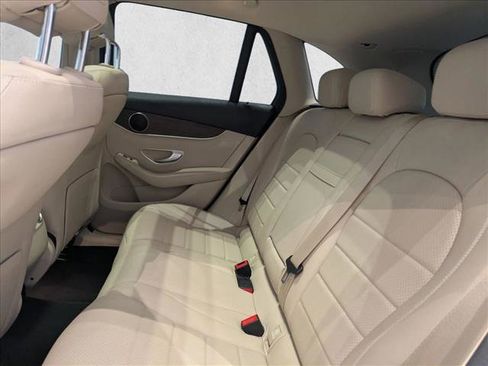 Certified 2022 Mercedes-Benz GLC 300 4MATIC image 19