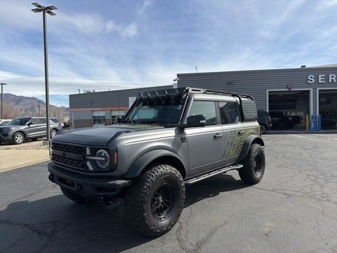 New 2025 Ford Bronco Badlands image 14