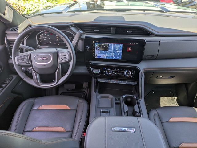 Used 2025 GMC Sierra 2500 AT4 w/ AT4 Premium Plus Package AWD/4WD image 17