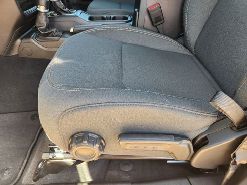 New 2026 Jeep Wrangler Unlimited Sport AWD/4WD image 19