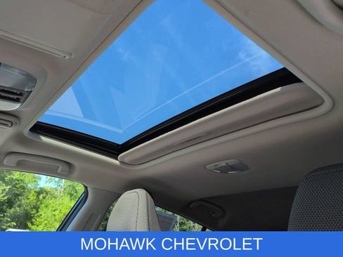 Used 2024 Subaru Crosstrek 2.0i Premium AWD/4WD image 18