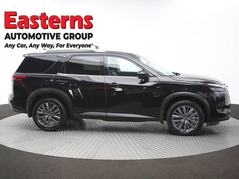 Used 2025 Nissan Pathfinder SL w/ SL Premium Package AWD/4WD image 49