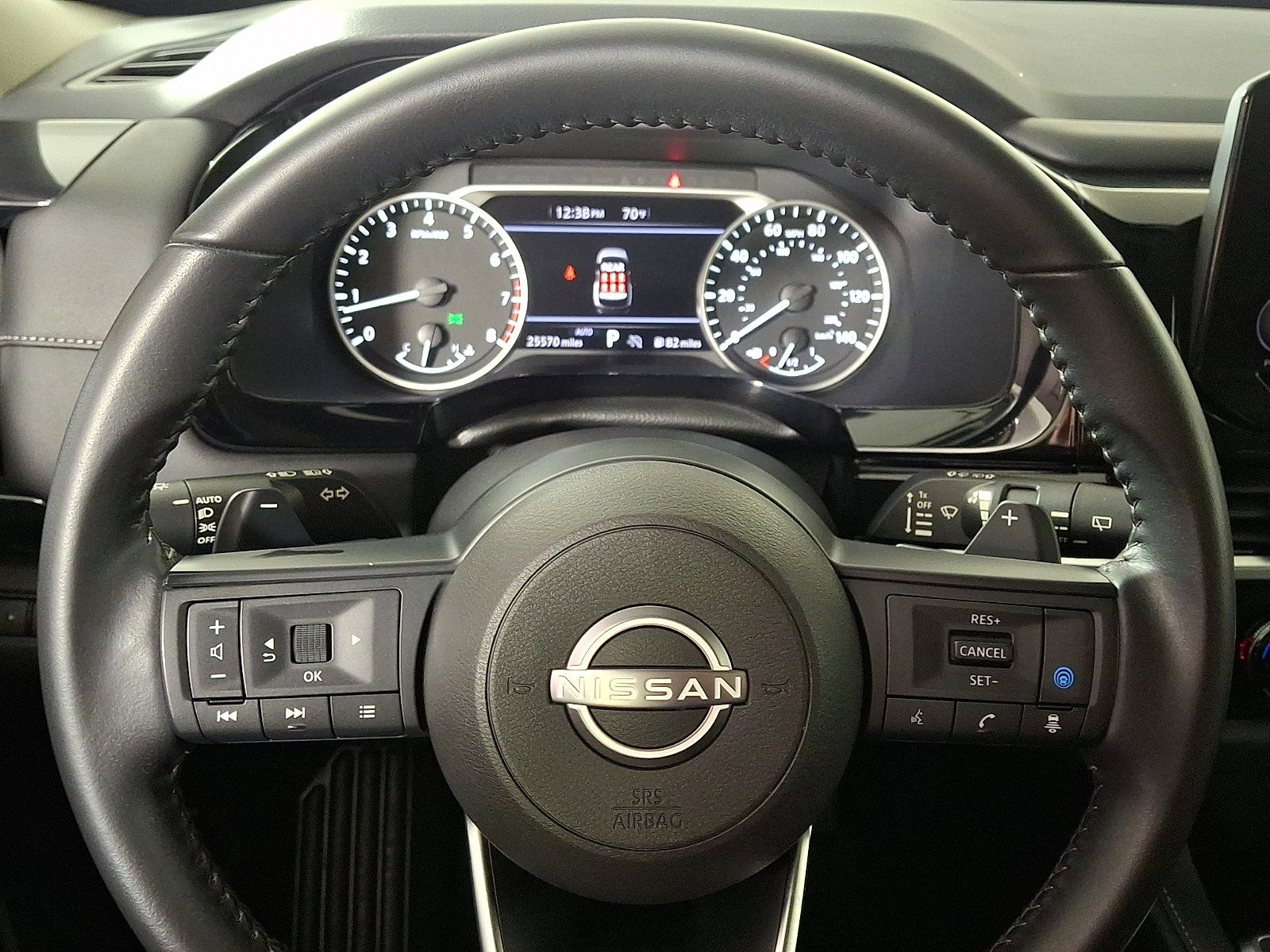 Used 2024 Nissan Pathfinder SV w/ Black Appearance Package AWD/4WD image 19