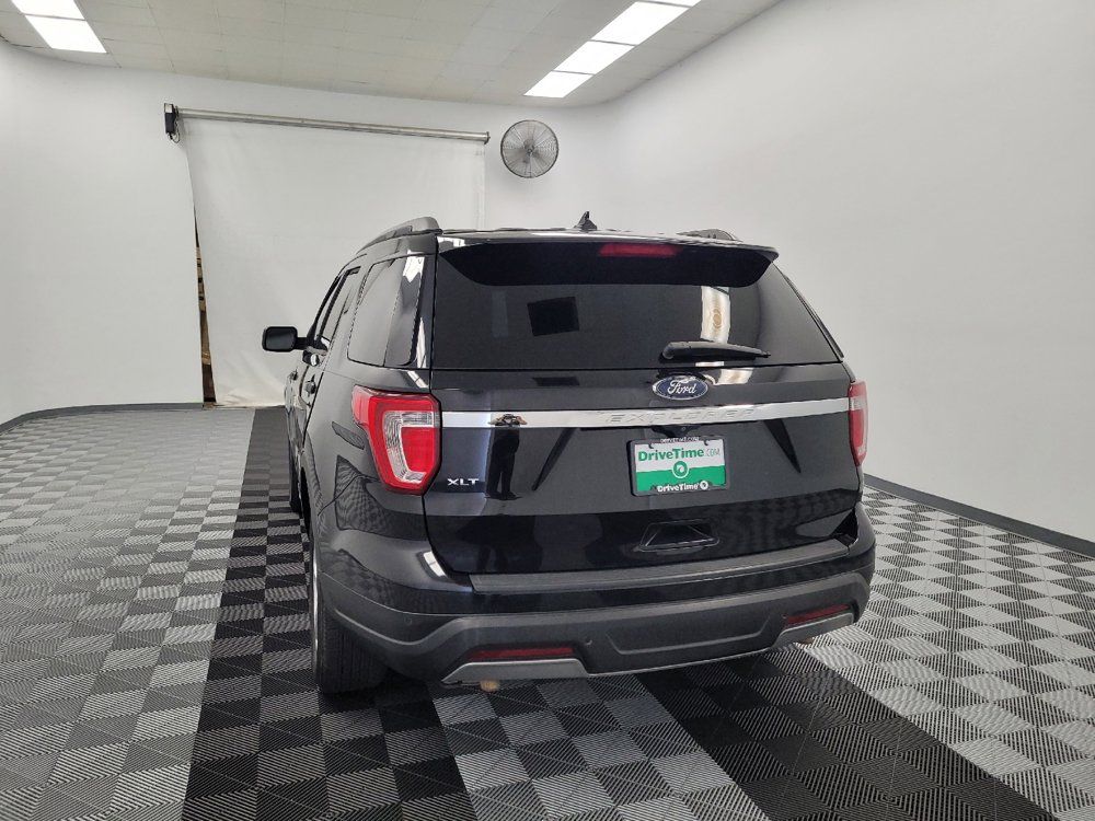 Used 2019 Ford Explorer XLT w/ Equipment Group 202A FWD image 6