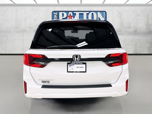 New 2026 Honda Odyssey EX-L image 6