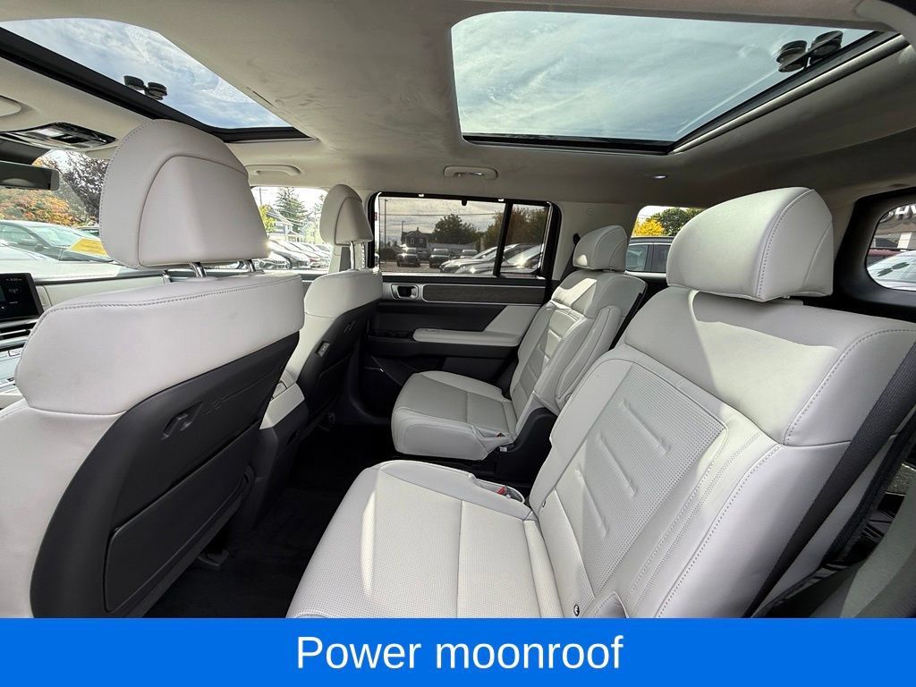 Used 2026 Hyundai Santa Fe Calligraphy AWD/4WD image 16