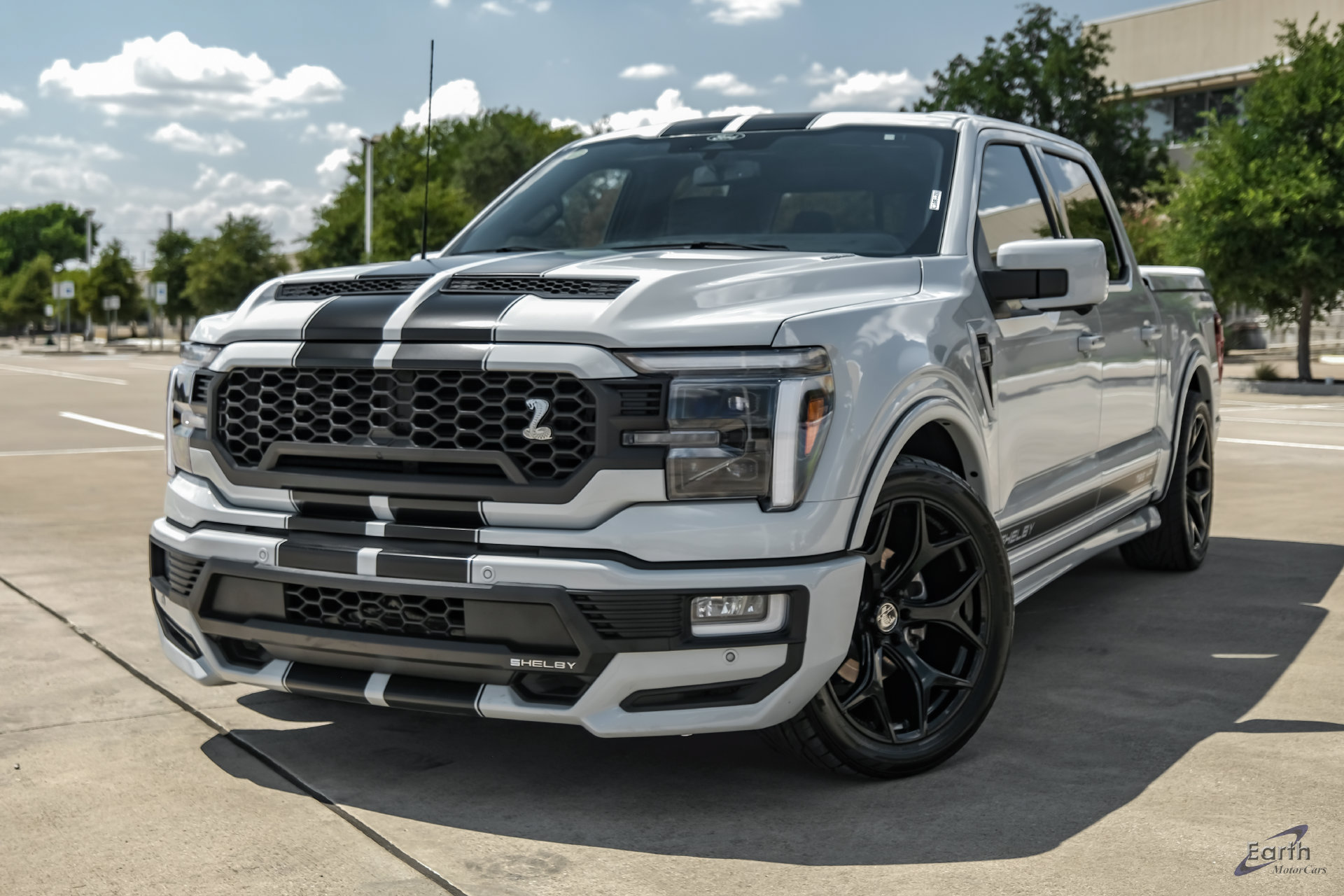 Used 2025 Ford F150 Lariat w/ Equipment Group 502A High AWD/4WD image 6