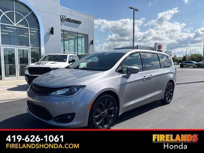 Used 2019 Chrysler Pacifica Touring Plus w/ S Appearance Package