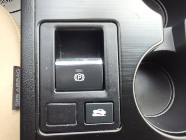 Used 2018 Subaru Legacy 2.5i Limited AWD/4WD image 28