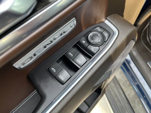 Used 2023 GMC Sierra 1500 Denali w/ Denali Reserve Package image 15