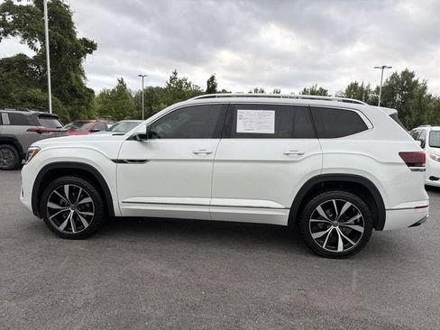 Used 2024 Volkswagen Atlas SEL Premium R-Line AWD/4WD image 6