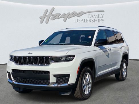 Used 2026 Jeep Grand Cherokee L Laredo RWD image 9
