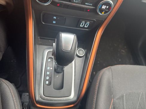 Used 2022 Ford EcoSport SE w/ SE Convenience Package image 31