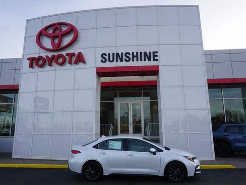 New 2026 Toyota Corolla SE image 1