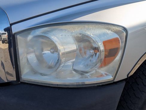 Used 2008 Dodge Ram 1500 Truck ST image 11