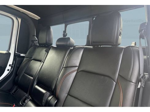 Used 2023 Jeep Gladiator Mojave w/ LED Lighting Group AWD/4WD image 15