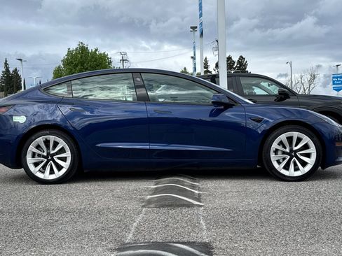Used 2023 Tesla Model 3 Standard Range image 7