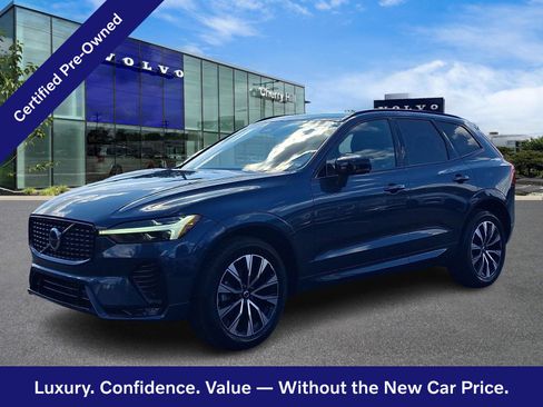 Certified 2024 Volvo XC60 B5 Core w/ Climate Package AWD/4WD image 3