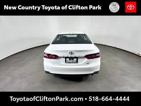 Used 2023 Toyota Camry LE image 4