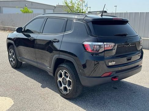 Used 2022 Jeep Compass Trailhawk w/ Sun and Sound Group AWD/4WD image 4