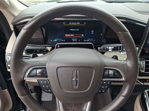 Used 2022 Lincoln Navigator Reserve AWD/4WD image 23