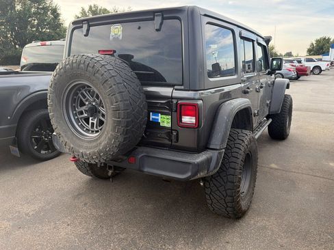 Used 2018 Jeep Wrangler Unlimited Rubicon AWD/4WD image 7