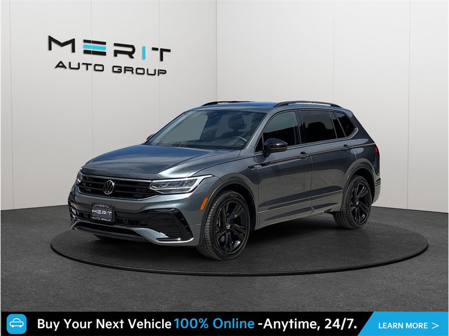 Used 2023 Volkswagen Tiguan SE R-Line FWD image 4