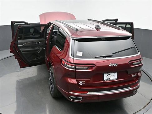 New 2025 Jeep Grand Cherokee L Overland w/ Trailer Tow Package image 66